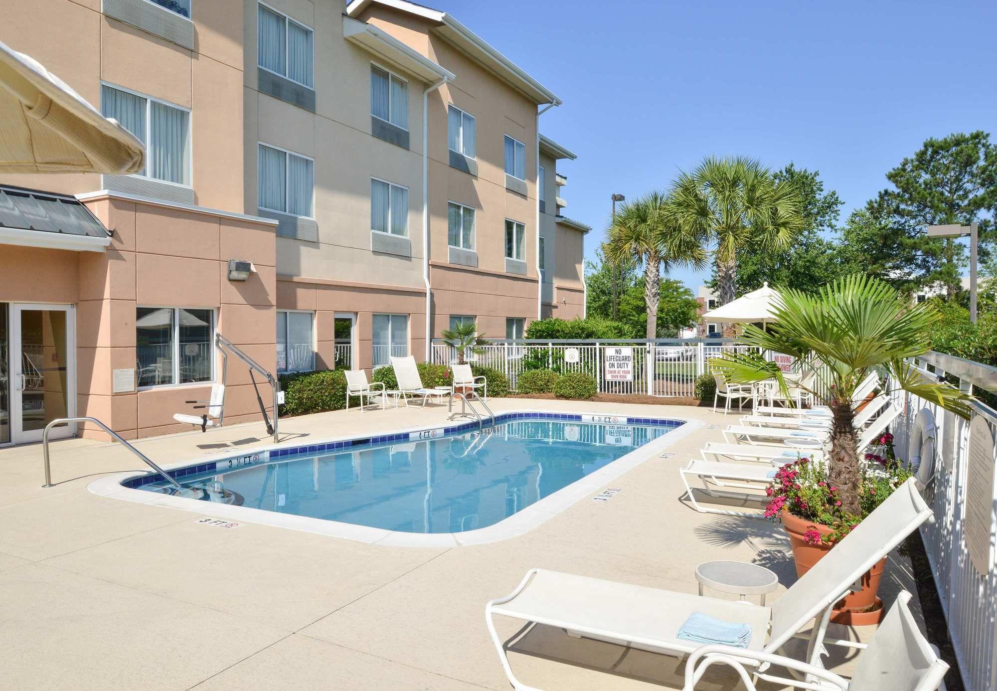 Fairfield Inn And Suites Charleston North/University Area North Charleston Exterior photo